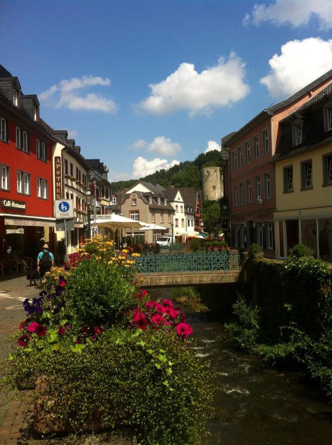 Ferienhaus Eifeldoemchen Bad Muenstereifel Exterior foto